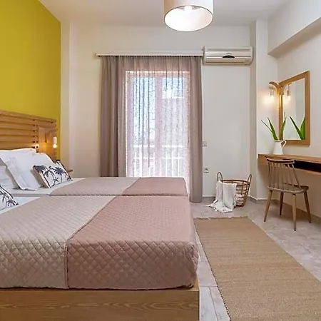 Sunset Hotel Plános